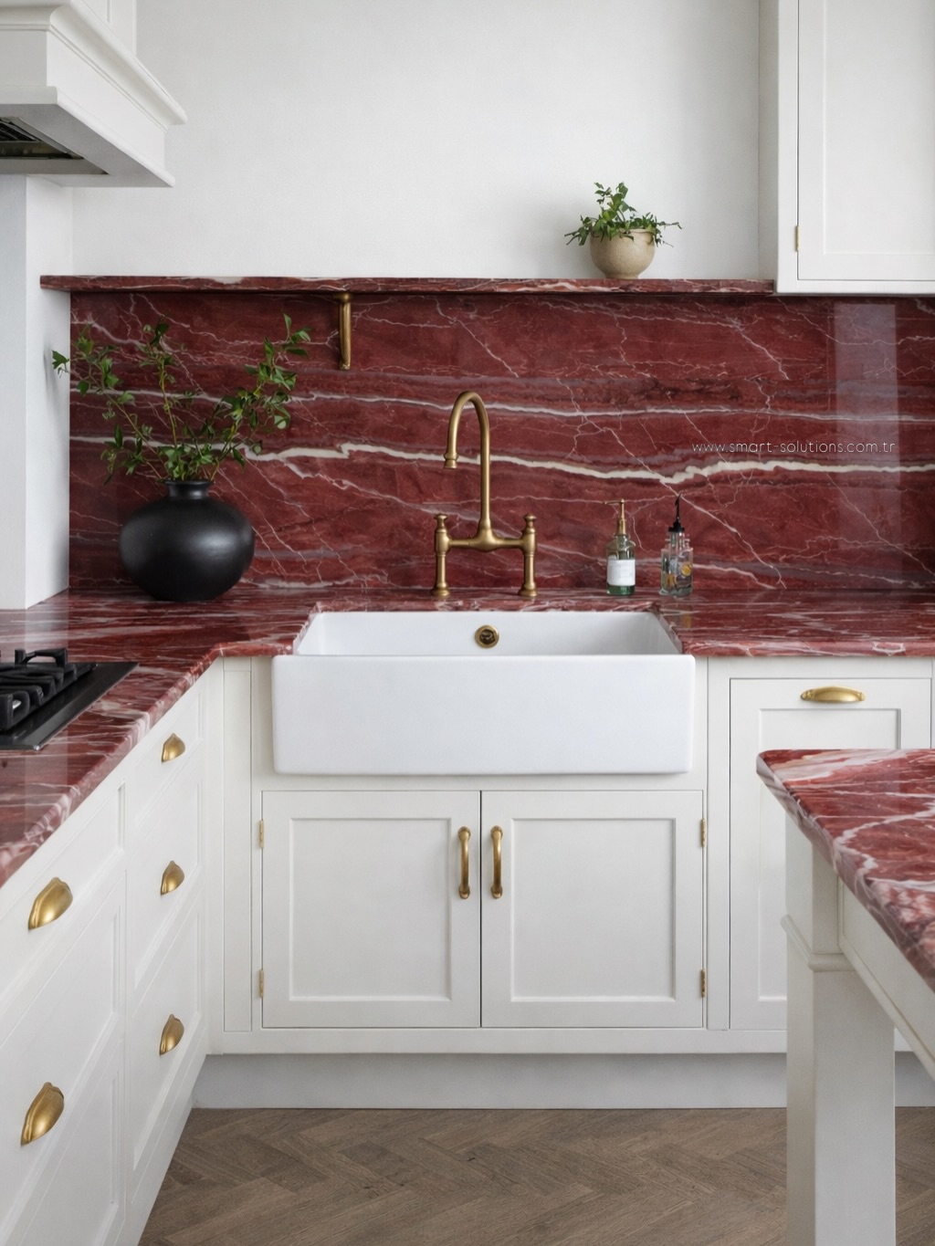 Rosso Levanto Application